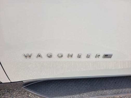 2022 Jeep Wagoneer Series II