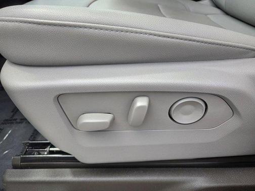 Summit White 2025 Chevrolet Silverado 2500 LTZ