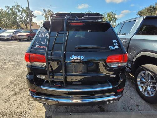 2017 Jeep Grand Cherokee Summit