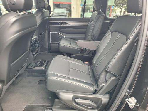 2026 Jeep Grand Wagoneer LIMITED ALTITUDE