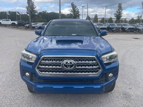 2017 Toyota Tacoma TRD Sport