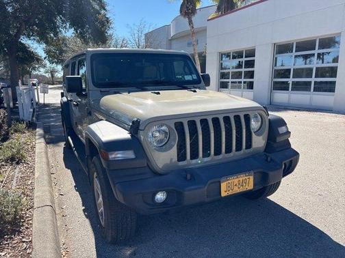 2020 Jeep Gladiator Sport