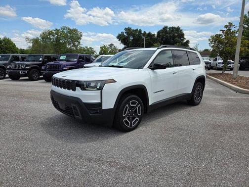 Bright White Clearcoat 2026 Jeep Cherokee LAREDO/LIMITED