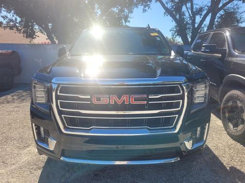 2021 GMC Yukon XL SLT