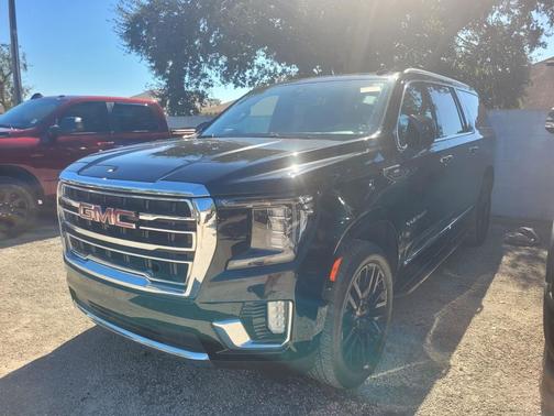 2021 GMC Yukon XL SLT