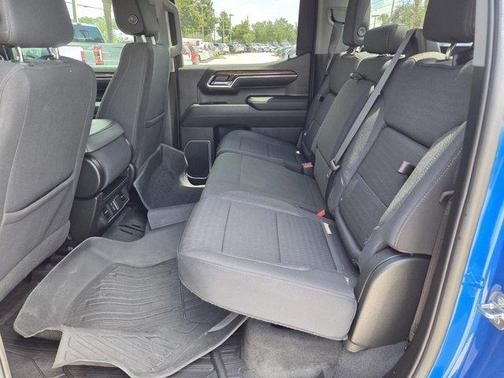 Dynamic Blue Metallic 2023 GMC Sierra 1500 Elevation