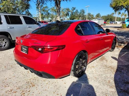 2019 Alfa Romeo Giulia Base