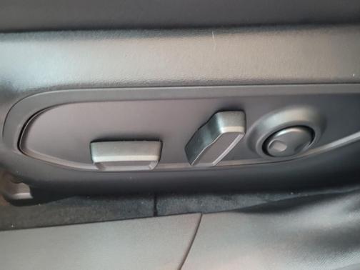 2026 Jeep Cherokee LAREDO/LIMITED