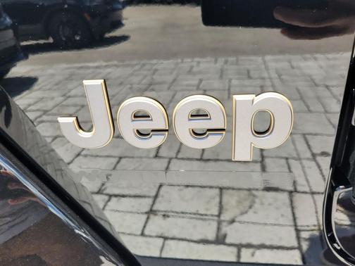 2025 Jeep Wrangler Rubicon 392