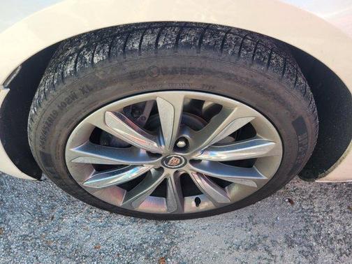 2015 Cadillac XTS Base