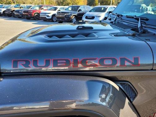 Granite Crystal Clearcoat Metallic 2026 Jeep Gladiator Rubicon
