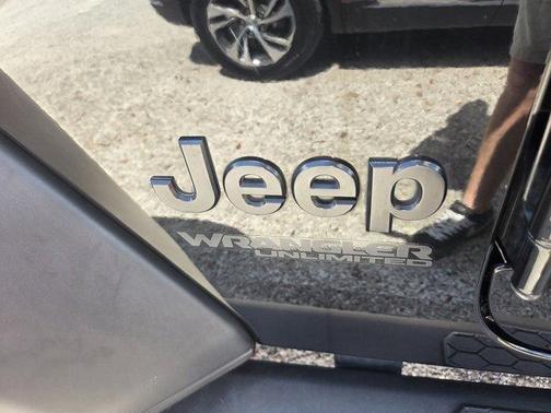 Black Clearcoat 2021 Jeep Wrangler Unlimited Sport