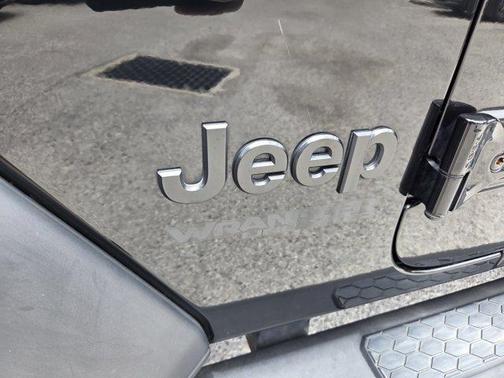 Black Clearcoat 2021 Jeep Wrangler Unlimited Sport
