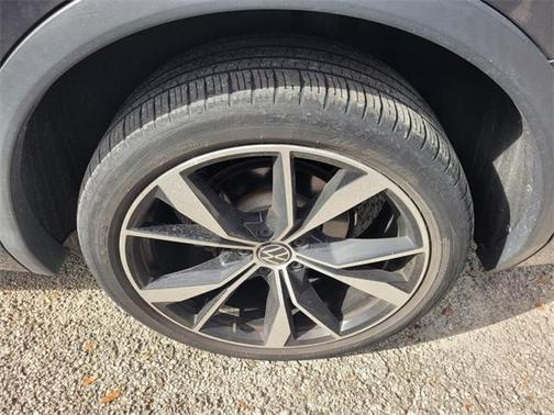 2022 Volkswagen Tiguan 2.0T SEL R-Line