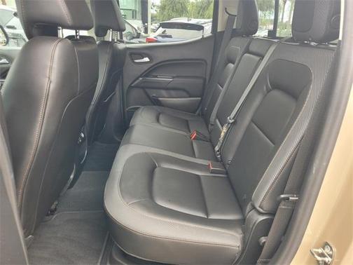 2022 GMC Canyon AT4 w/Leather