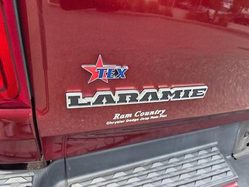 Delmonico Red Pearlcoat 2019 RAM 1500 Laramie