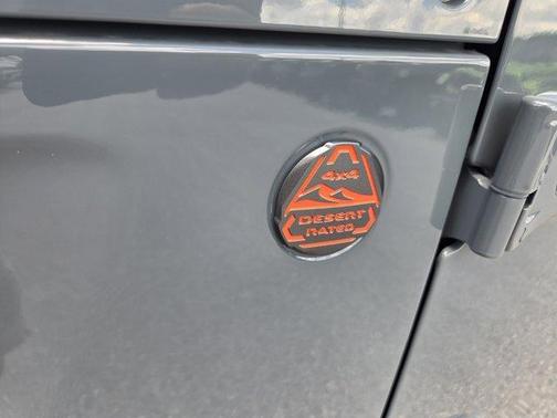 Anvil Clearcoat 2026 Jeep Gladiator Mojave