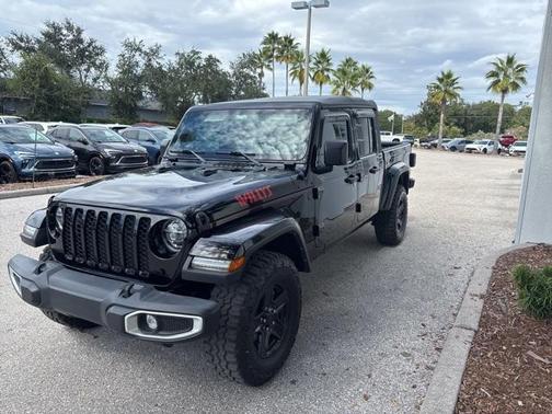 2022 Jeep Gladiator Sport