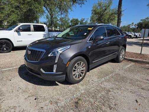 Dark Granite Metallic 2017 Cadillac XT5 Luxury