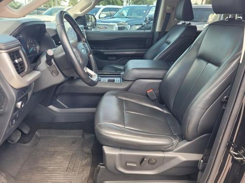 2022 Ford Expedition XLT