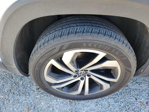 2021 Volkswagen Atlas 3.6L SEL Premium