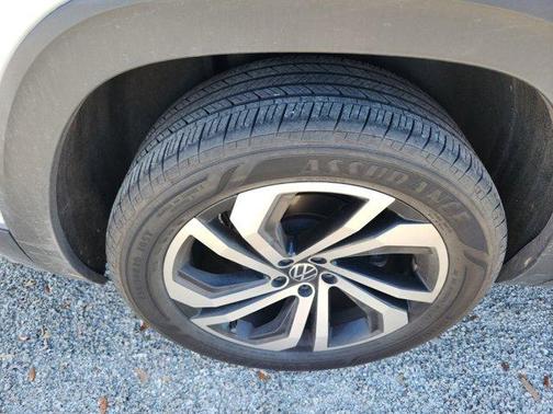 2021 Volkswagen Atlas 3.6L SEL Premium