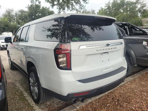 2023 Chevrolet Suburban High Country