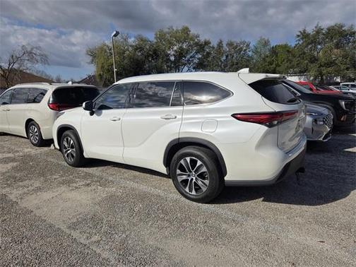 2020 Toyota Highlander XLE