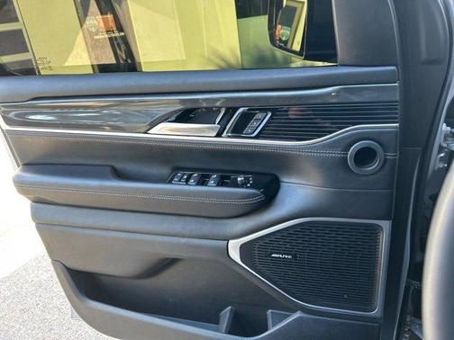 2022 Jeep Wagoneer Series I