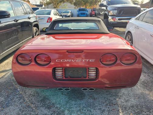 2004 Chevrolet Corvette Base