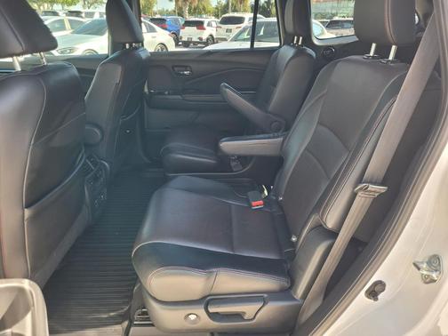 2021 Honda Pilot Black Edition