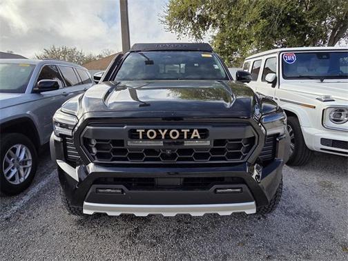 2025 Toyota Tacoma Hybrid TRAILHUNTER