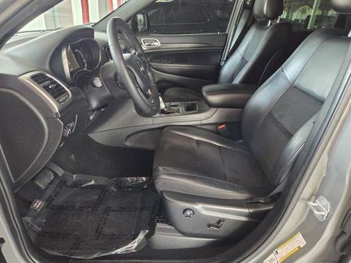 Sting Gray Clearcoat 2020 Jeep Grand Cherokee Altitude