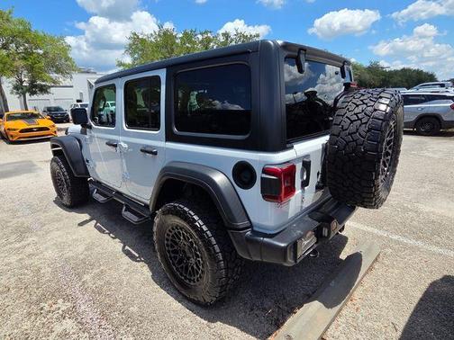 Bright White Clearcoat 2020 Jeep Wrangler Unlimited Sport Altitude