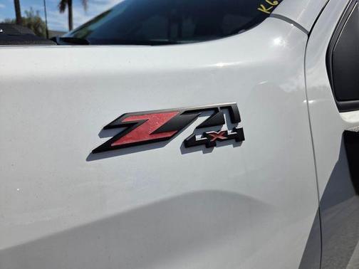 Summit White 2024 Chevrolet Silverado 3500 WT