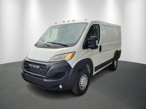 2026 RAM ProMaster 1500 Low Roof