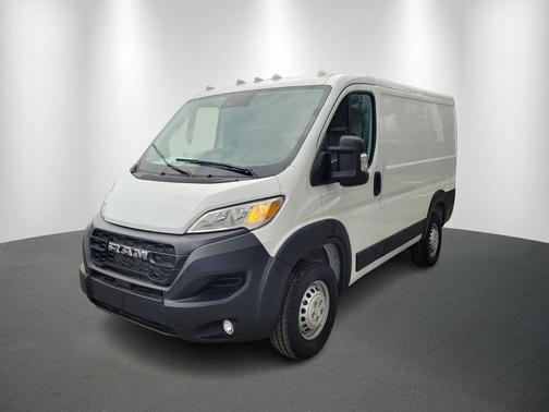2026 RAM ProMaster 1500 Low Roof