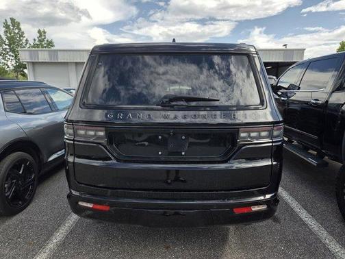Diamond Black 2025 Jeep Grand Wagoneer Series III
