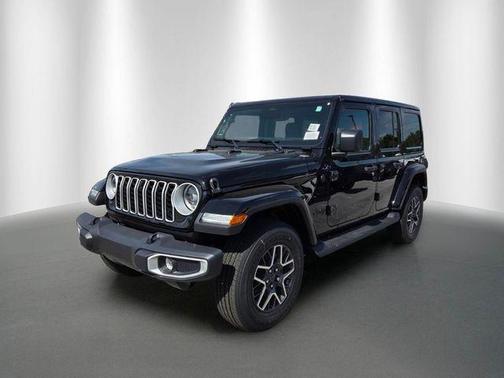 Black Clearcoat 2026 Jeep Wrangler Sahara