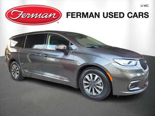 2023 Chrysler Pacifica Hybrid Limited