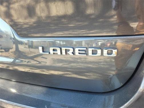 2021 Jeep Grand Cherokee L Laredo