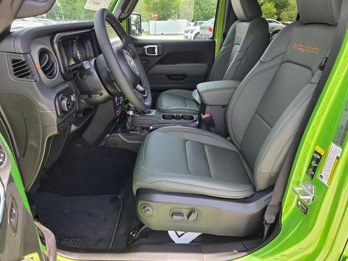 Mojito! Clearcoat 2026 Jeep Gladiator Mojave