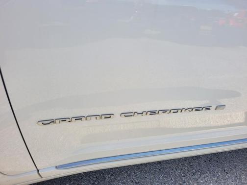 2023 Jeep Grand Cherokee L Summit