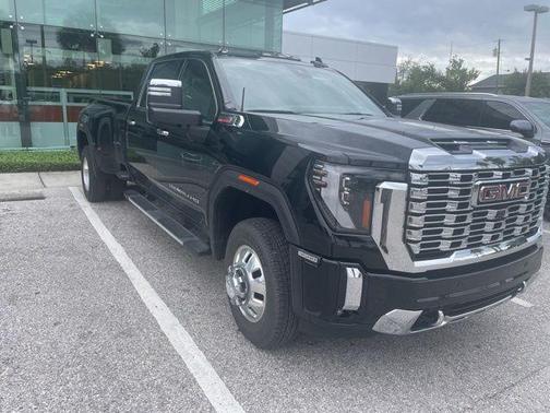 Onyx Black 2024 GMC Sierra 3500 Denali
