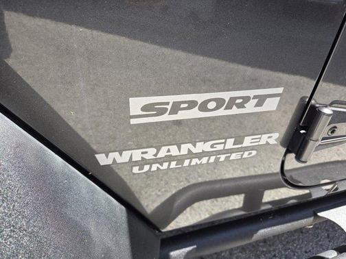 Granite Crystal Clearcoat Metallic 2017 Jeep Wrangler Unlimited Sport