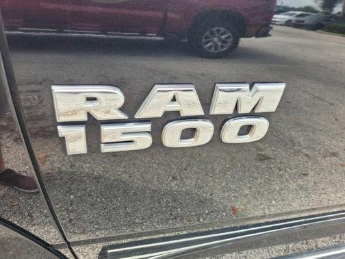 2015 RAM 1500 SLT