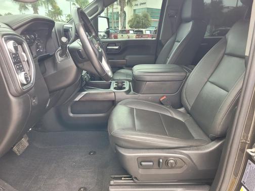 2023 GMC Sierra 2500 SLT