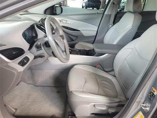 2018 Chevrolet Volt LT