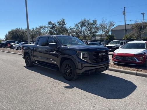 2022 GMC Sierra 1500 Elevation