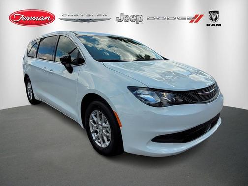 2026 Chrysler Voyager LX